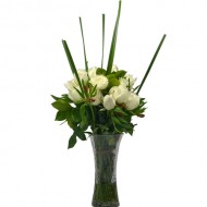 Pure Elegance 12 pcs White Rose Bouquet in Vase